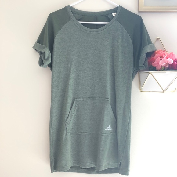 adidas Tops - ADIDAS long tee shirt size small